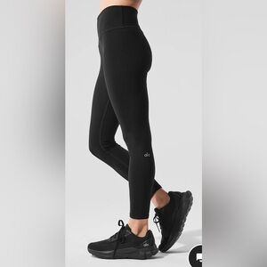 Alo Yoga Alosoft High-Waist 7/8 Highlight  Legging